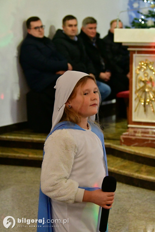 Łukowa w blasku Betlejemskiej Gwiazdy. Wielkie spotkanie opłatkowe mieszkańców