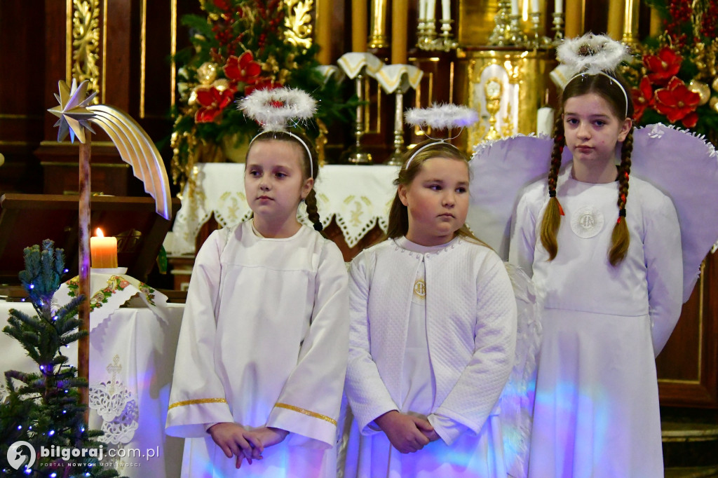 Łukowa w blasku Betlejemskiej Gwiazdy. Wielkie spotkanie opłatkowe mieszkańców