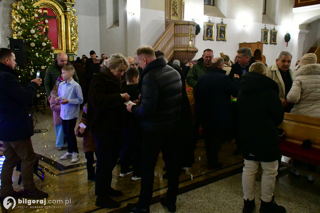 Łukowa w blasku Betlejemskiej Gwiazdy. Wielkie spotkanie opłatkowe mieszkańców
