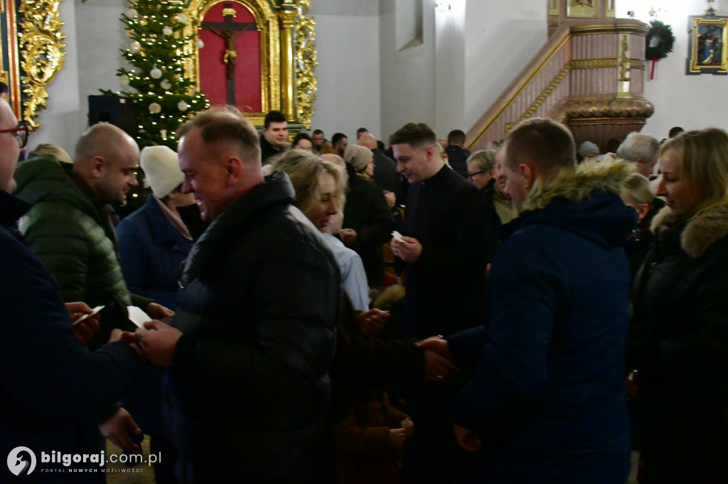 Łukowa w blasku Betlejemskiej Gwiazdy. Wielkie spotkanie opłatkowe mieszkańców