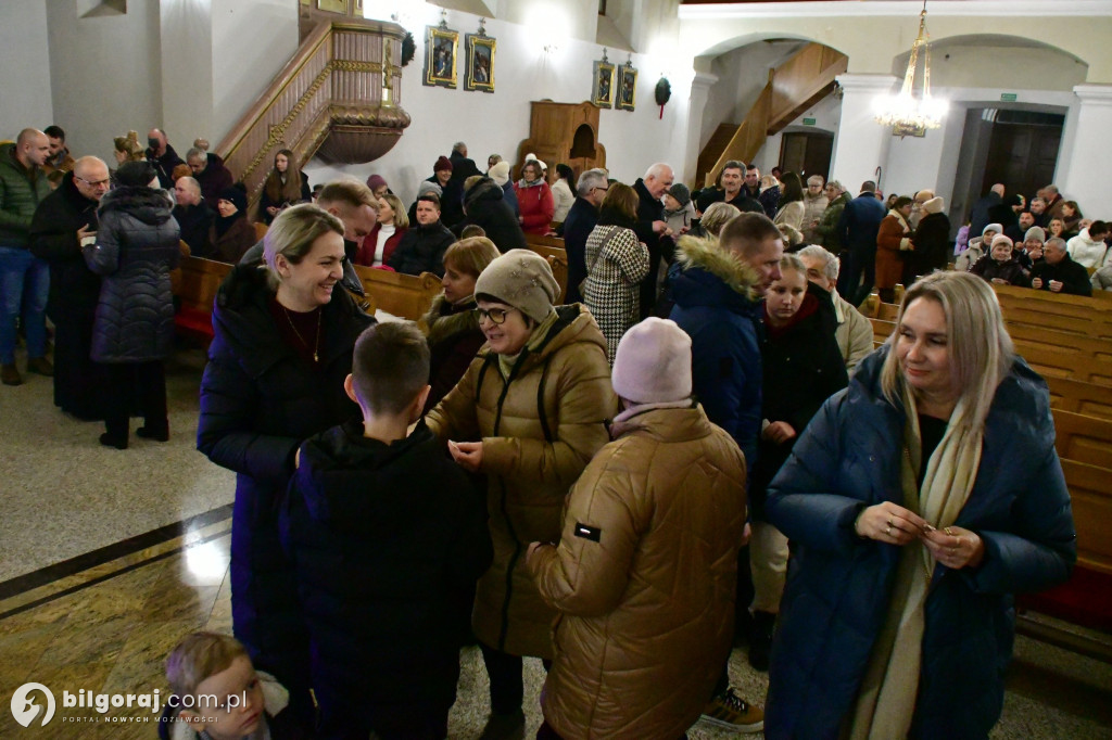 Łukowa w blasku Betlejemskiej Gwiazdy. Wielkie spotkanie opłatkowe mieszkańców