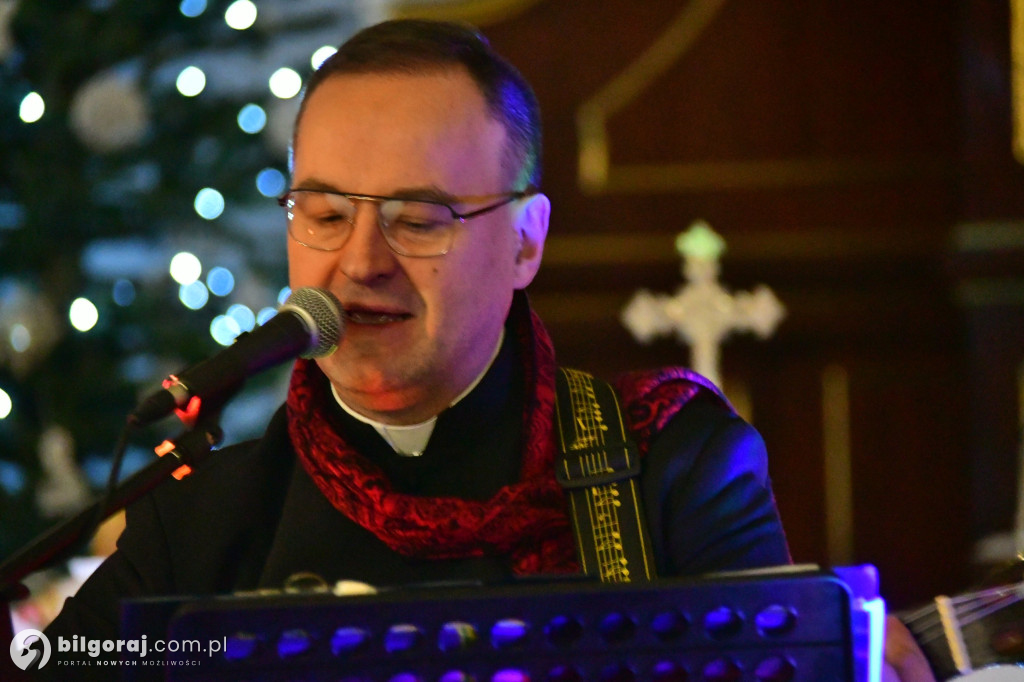 Łukowa w blasku Betlejemskiej Gwiazdy. Wielkie spotkanie opłatkowe mieszkańców