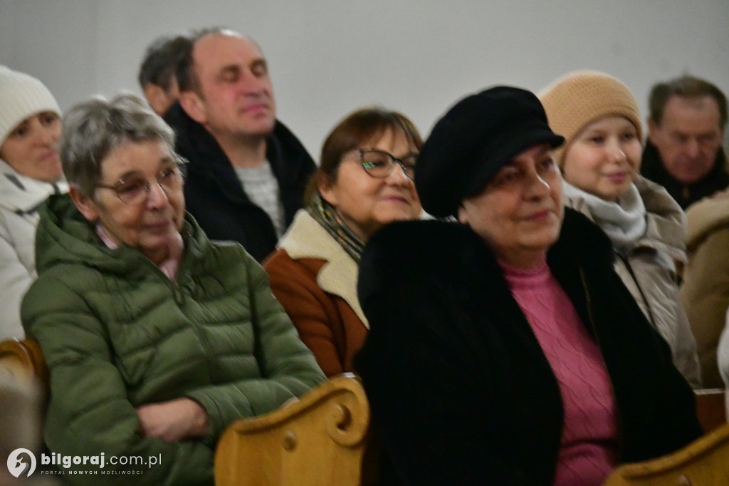 Łukowa w blasku Betlejemskiej Gwiazdy. Wielkie spotkanie opłatkowe mieszkańców