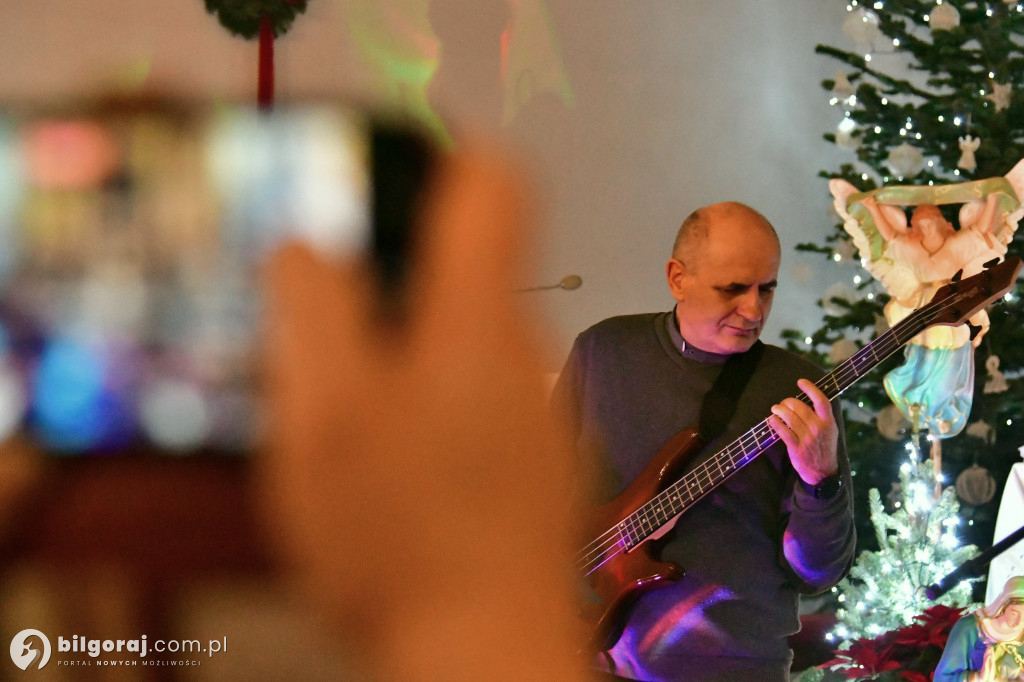 Łukowa w blasku Betlejemskiej Gwiazdy. Wielkie spotkanie opłatkowe mieszkańców