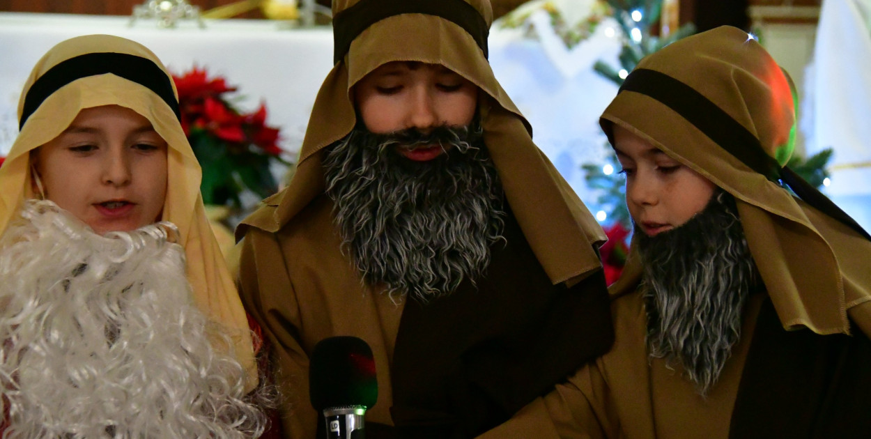 Łukowa w blasku Betlejemskiej Gwiazdy. Wielkie spotkanie opłatkowe mieszkańców