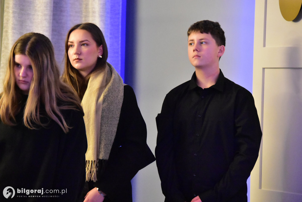 Oazowa wspólnota przy wigilijnym stole. Wyjątkowy opłatek młodych w Glinach