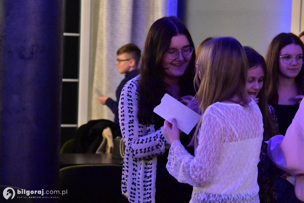 Oazowa wspólnota przy wigilijnym stole. Wyjątkowy opłatek młodych w Glinach