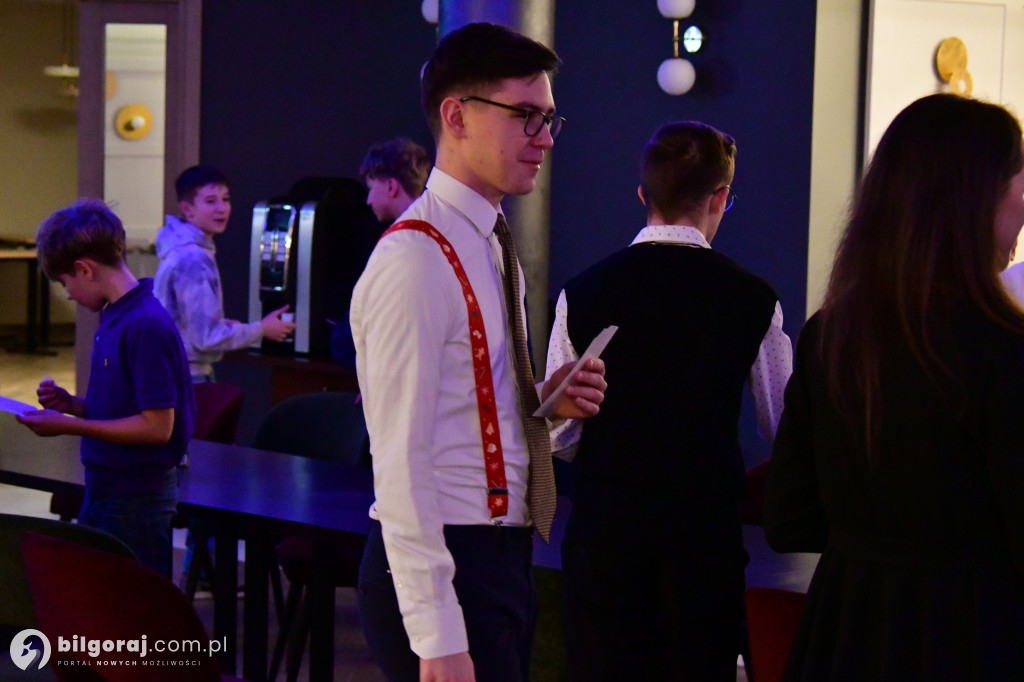 Oazowa wspólnota przy wigilijnym stole. Wyjątkowy opłatek młodych w Glinach