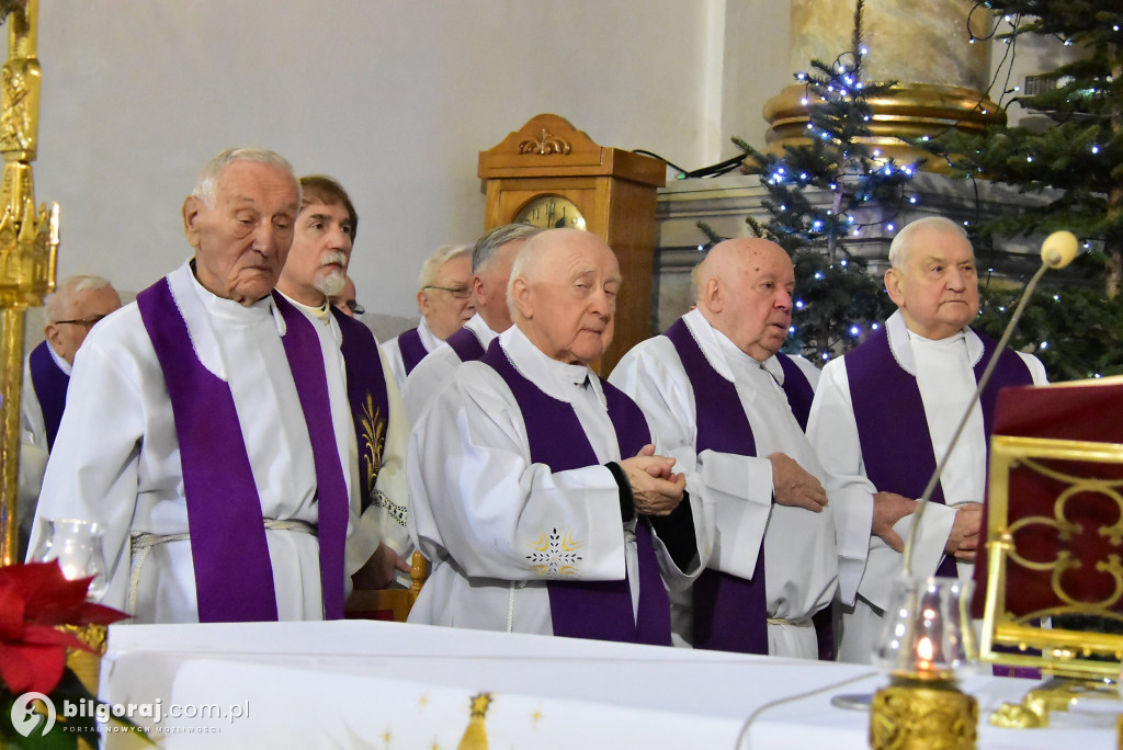 Pół wieku w służbie Bogu i ludziom. Pożegnanie śp. ks. Stanisława Mizaka