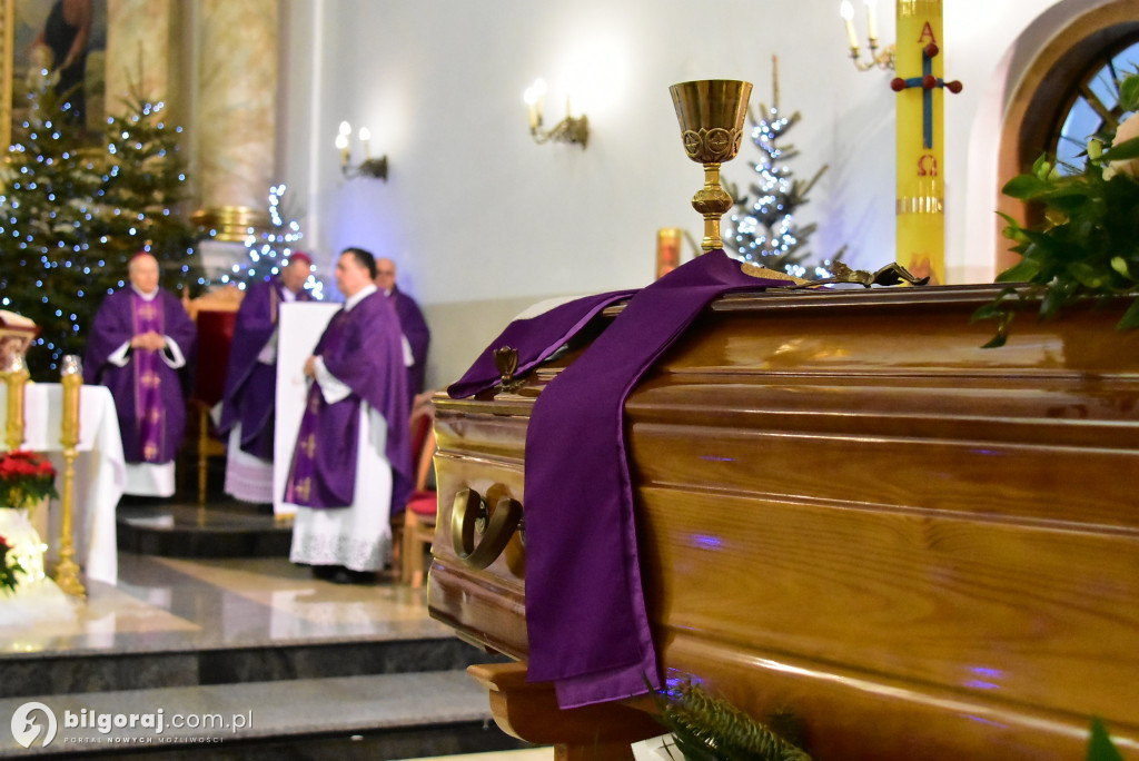 Pół wieku w służbie Bogu i ludziom. Pożegnanie śp. ks. Stanisława Mizaka