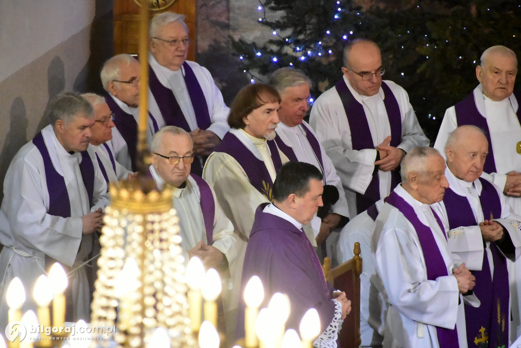 Pół wieku w służbie Bogu i ludziom. Pożegnanie śp. ks. Stanisława Mizaka