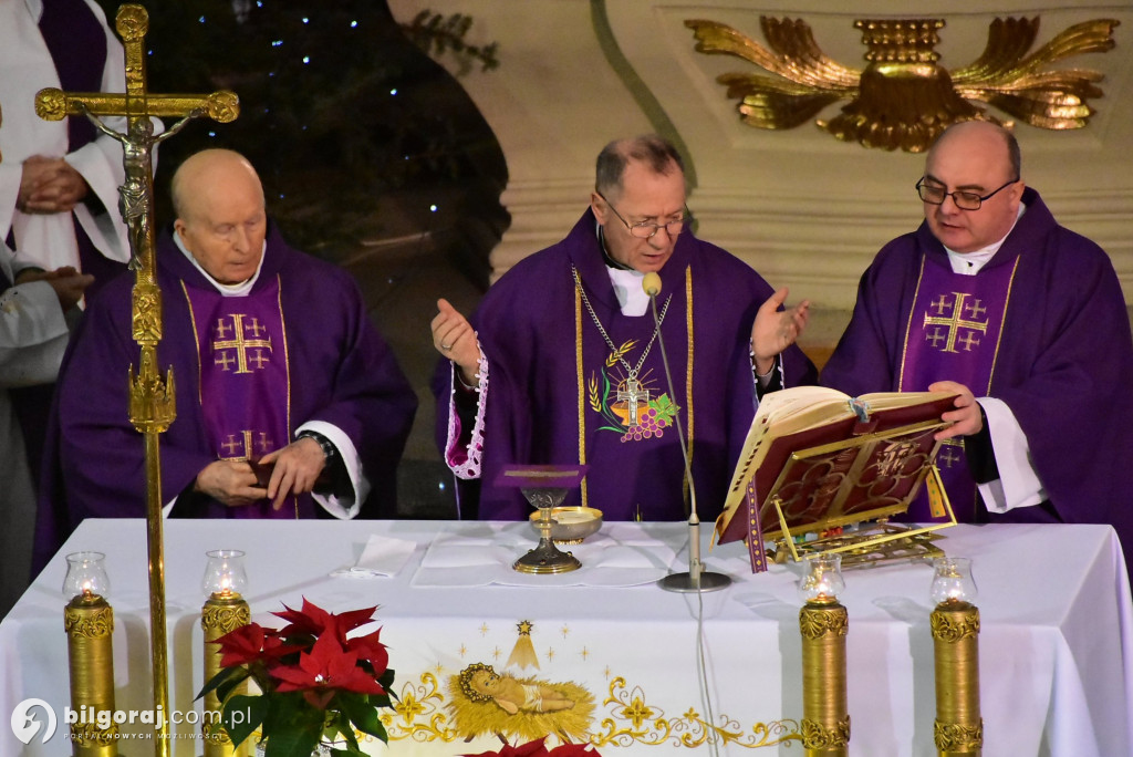 Pół wieku w służbie Bogu i ludziom. Pożegnanie śp. ks. Stanisława Mizaka