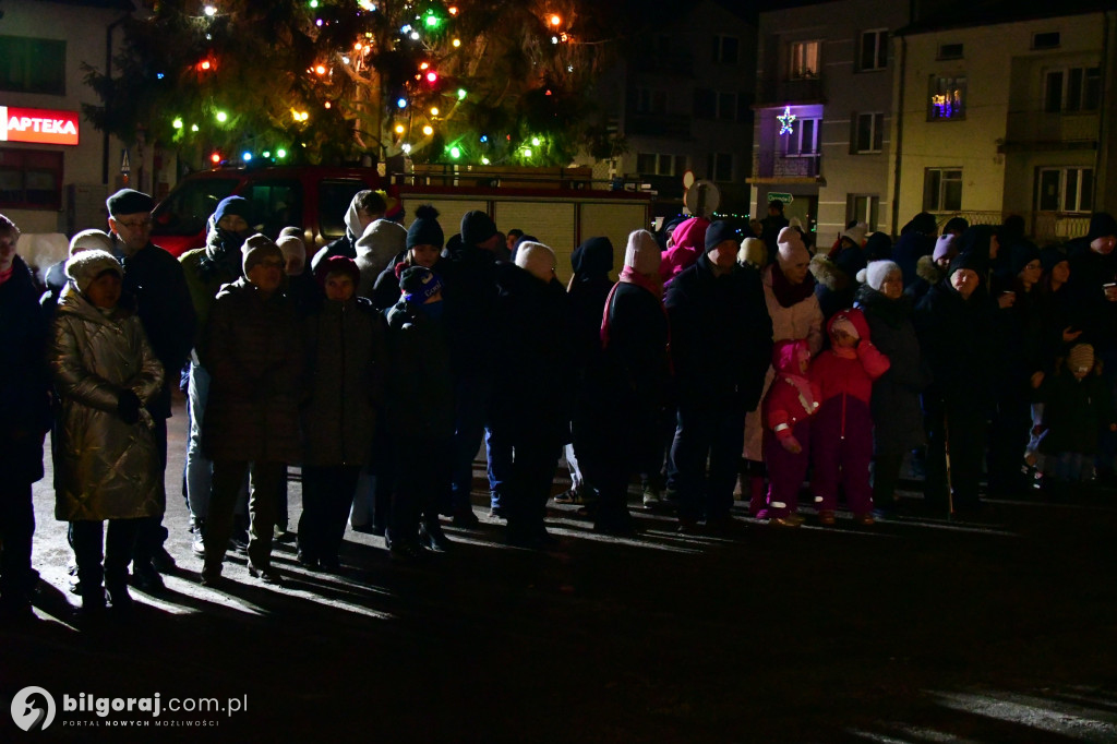 Śmierć, diabły i Wiarus. Niezwykły sylwester w Goraju przyciągnął tłumy (FOTO, VIDEO)