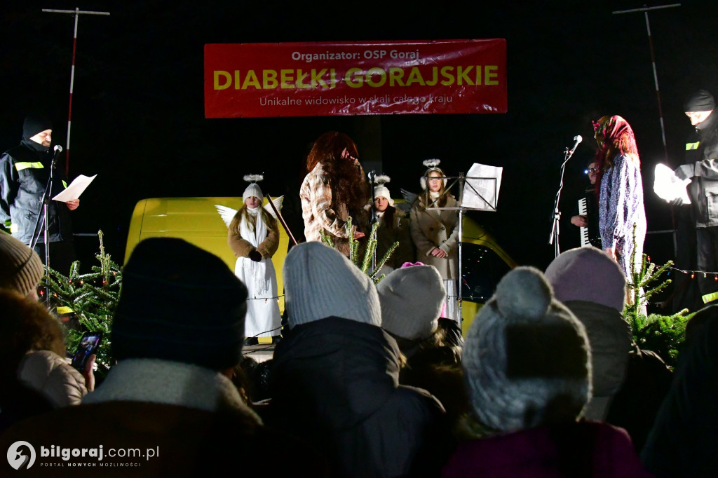 Śmierć, diabły i Wiarus. Niezwykły sylwester w Goraju przyciągnął tłumy (FOTO, VIDEO)