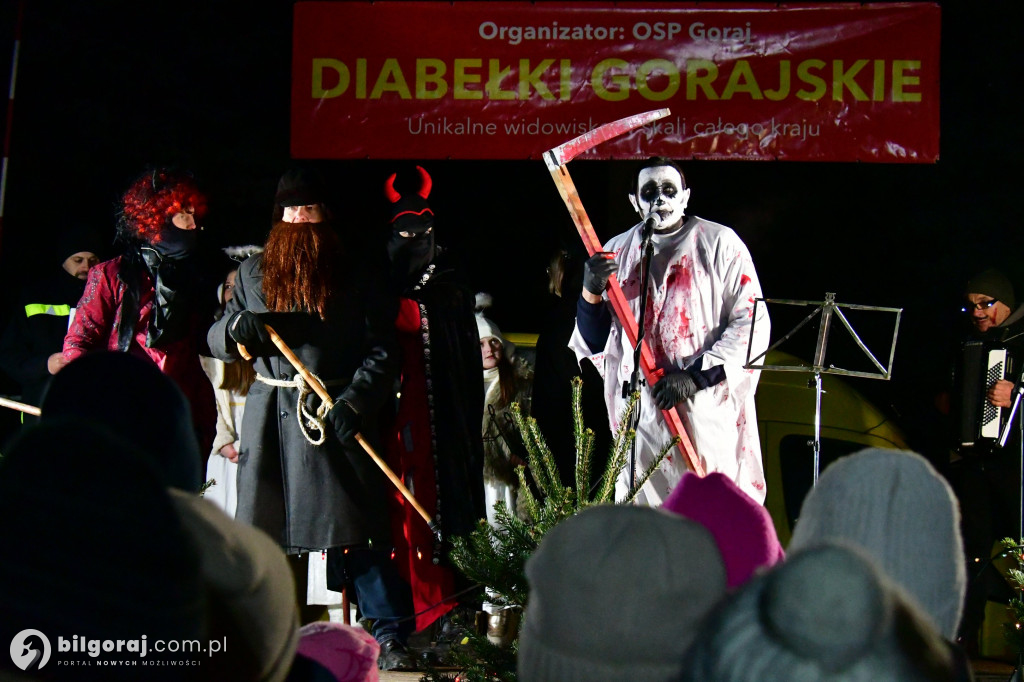 Śmierć, diabły i Wiarus. Niezwykły sylwester w Goraju przyciągnął tłumy (FOTO, VIDEO)