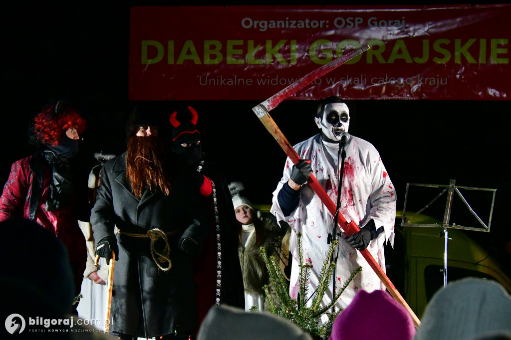 Śmierć, diabły i Wiarus. Niezwykły sylwester w Goraju przyciągnął tłumy (FOTO, VIDEO)