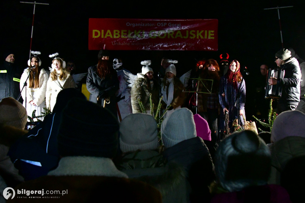 Śmierć, diabły i Wiarus. Niezwykły sylwester w Goraju przyciągnął tłumy (FOTO, VIDEO)