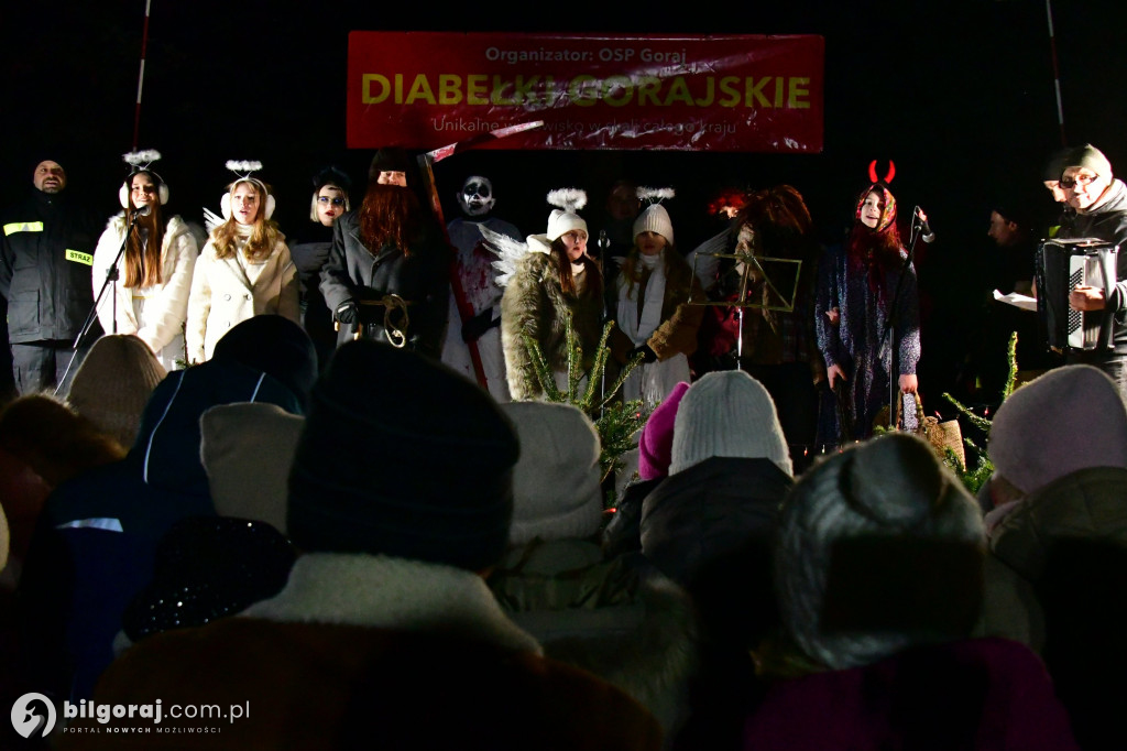 Śmierć, diabły i Wiarus. Niezwykły sylwester w Goraju przyciągnął tłumy (FOTO, VIDEO)