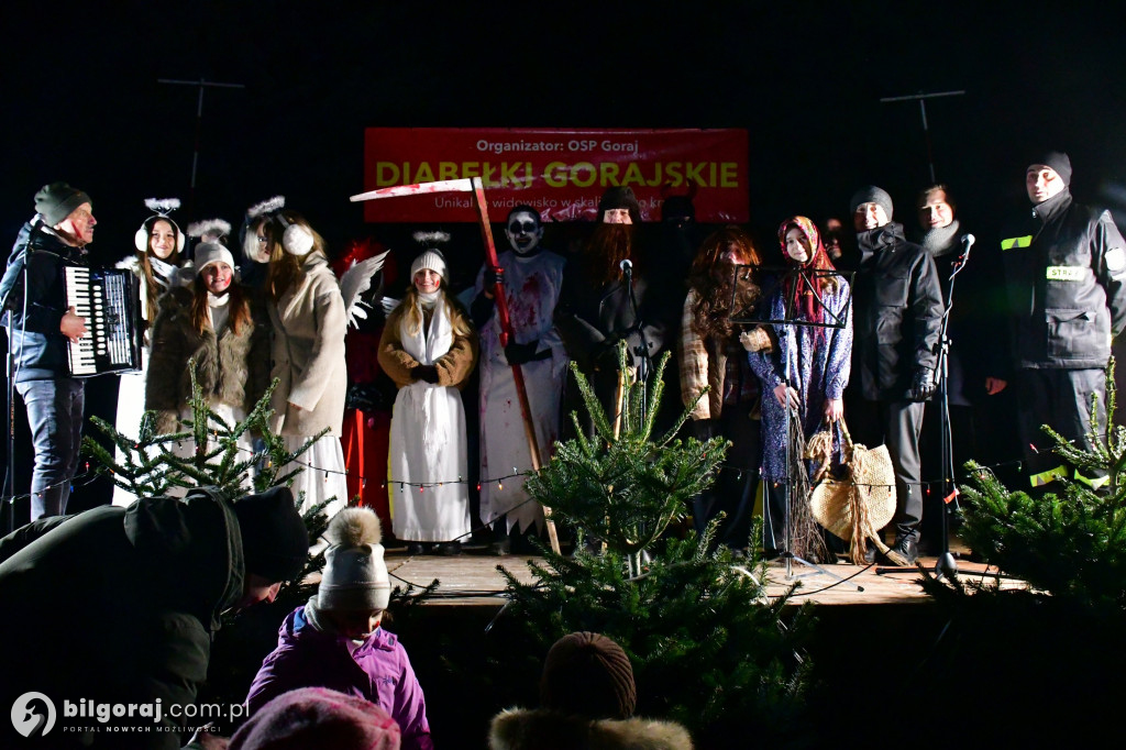 Śmierć, diabły i Wiarus. Niezwykły sylwester w Goraju przyciągnął tłumy (FOTO, VIDEO)