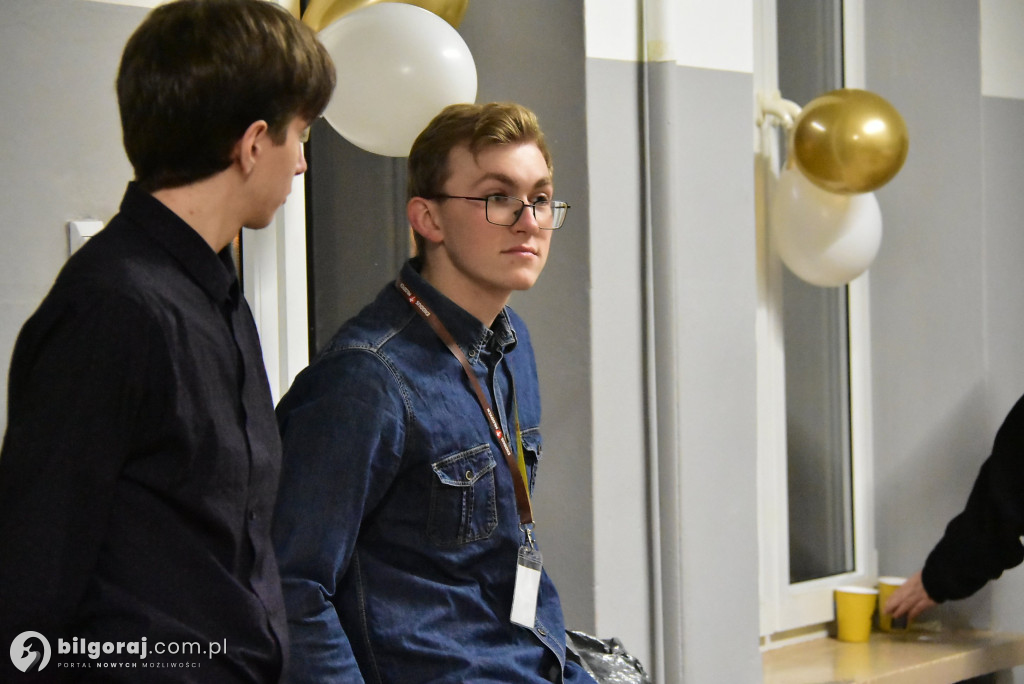 Wielkie serca w Soli. Karnawałowa zabawa, by pomóc 12-letniemu Adasiowi