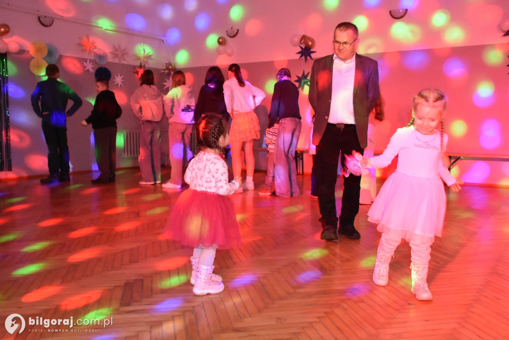 Wielkie serca w Soli. Karnawałowa zabawa, by pomóc 12-letniemu Adasiowi