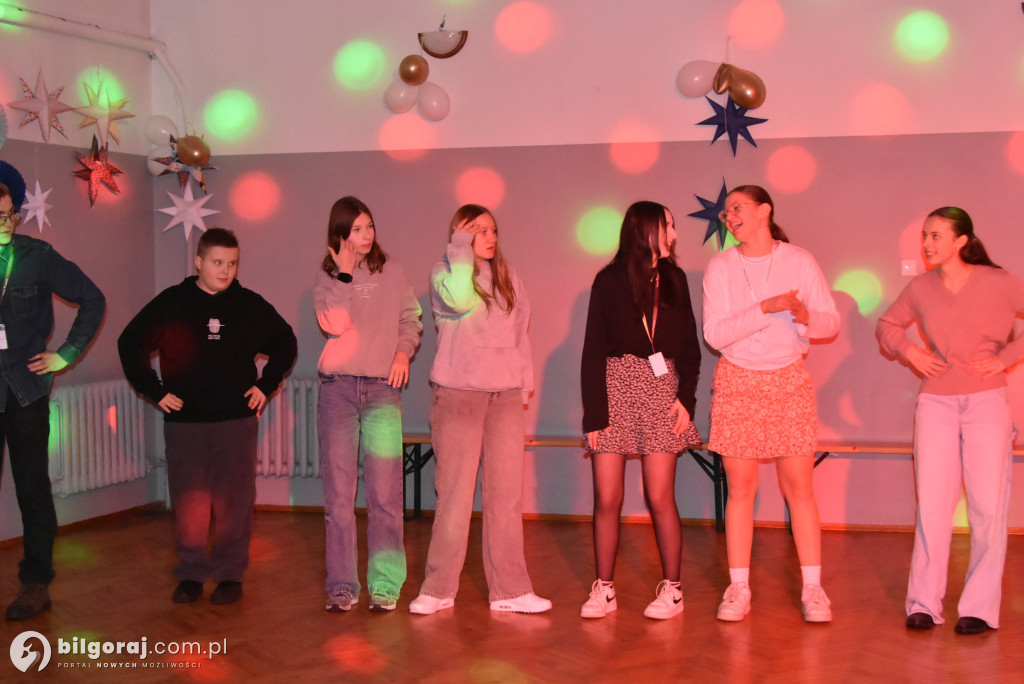 Wielkie serca w Soli. Karnawałowa zabawa, by pomóc 12-letniemu Adasiowi