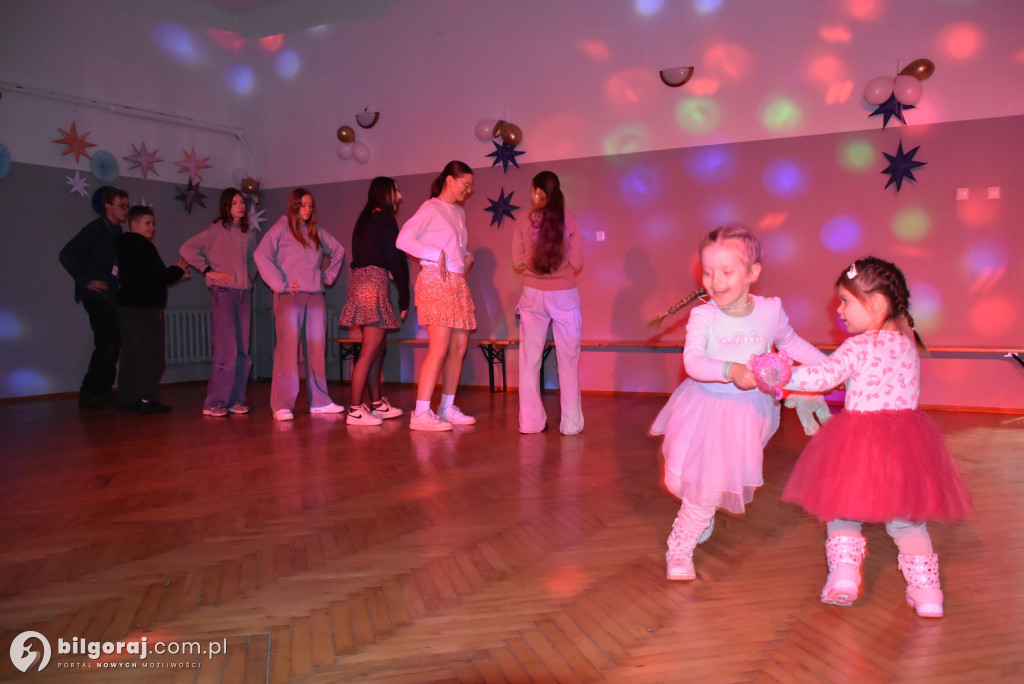 Wielkie serca w Soli. Karnawałowa zabawa, by pomóc 12-letniemu Adasiowi