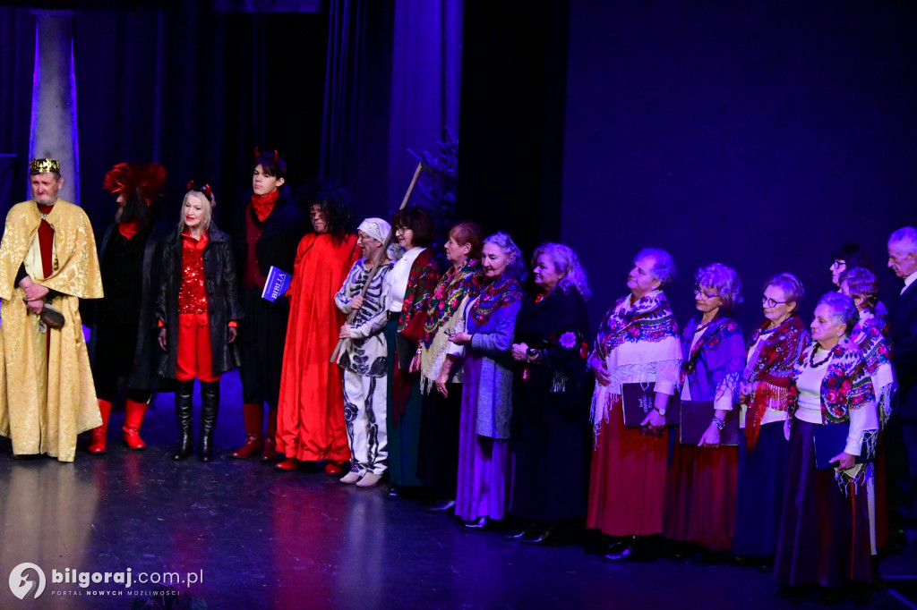Biłgoraj. Jasełka i kolędy w wykonaniu seniorów