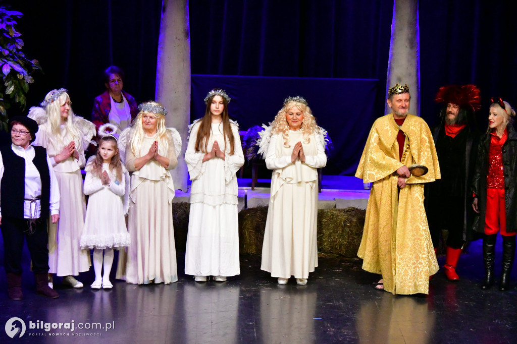 Biłgoraj. Jasełka i kolędy w wykonaniu seniorów