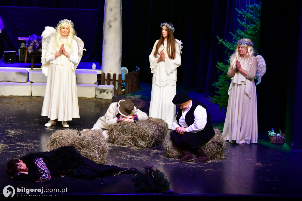 Biłgoraj. Jasełka i kolędy w wykonaniu seniorów