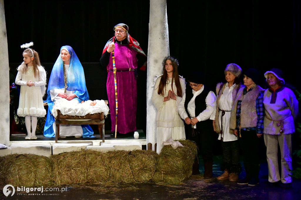 Biłgoraj. Jasełka i kolędy w wykonaniu seniorów