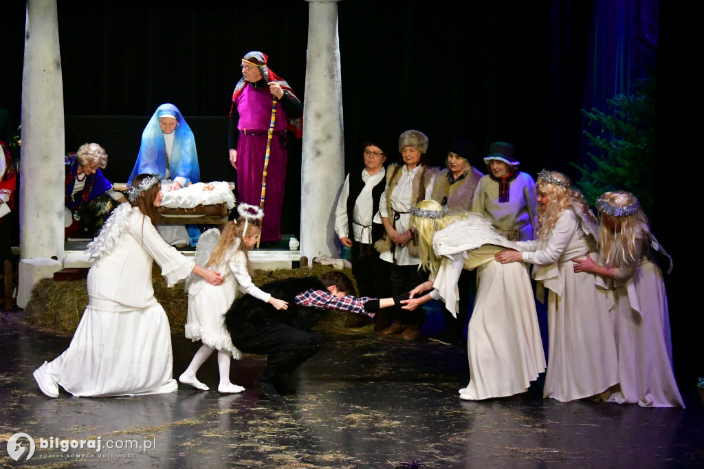 Biłgoraj. Jasełka i kolędy w wykonaniu seniorów