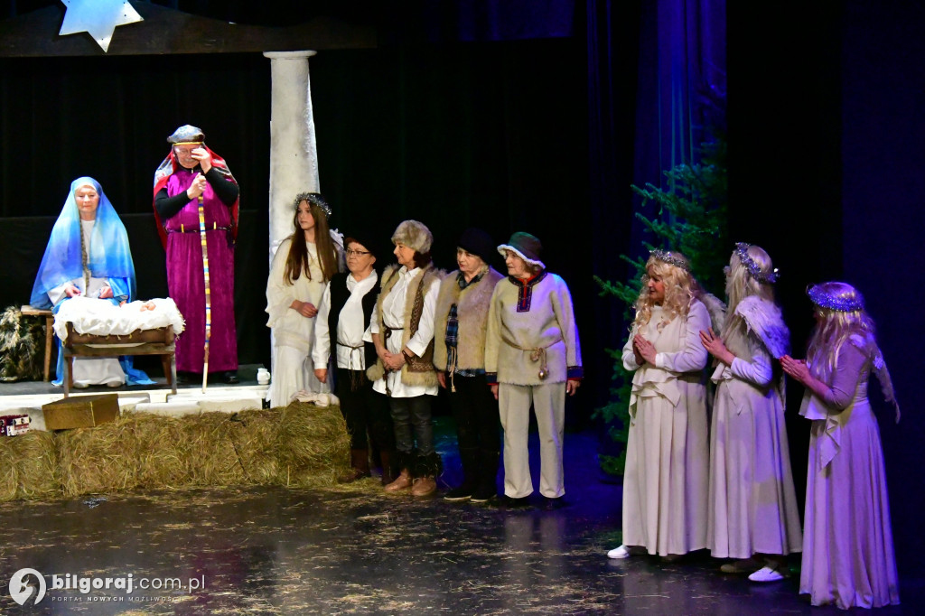 Biłgoraj. Jasełka i kolędy w wykonaniu seniorów