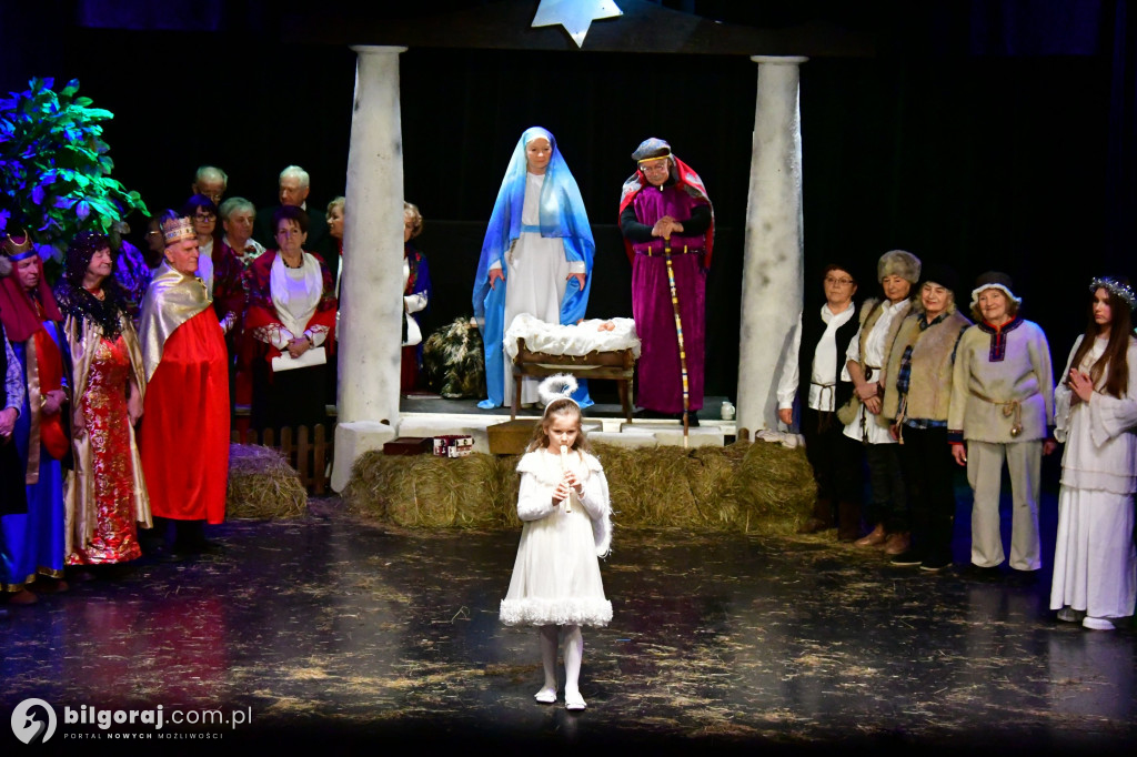 Biłgoraj. Jasełka i kolędy w wykonaniu seniorów
