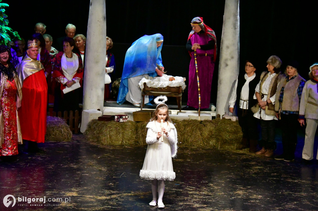 Biłgoraj. Jasełka i kolędy w wykonaniu seniorów