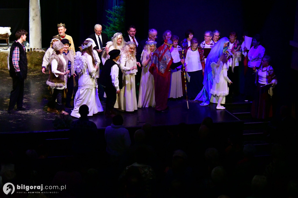 Biłgoraj. Jasełka i kolędy w wykonaniu seniorów