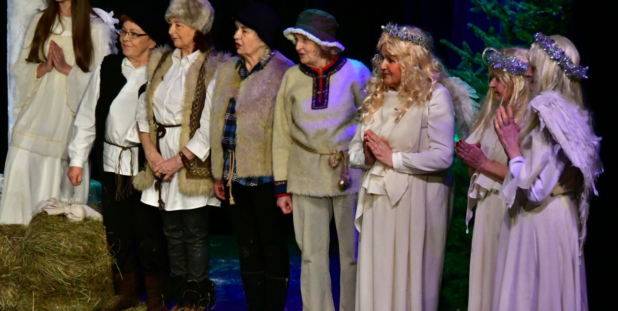 Biłgoraj. Jasełka i kolędy w wykonaniu seniorów