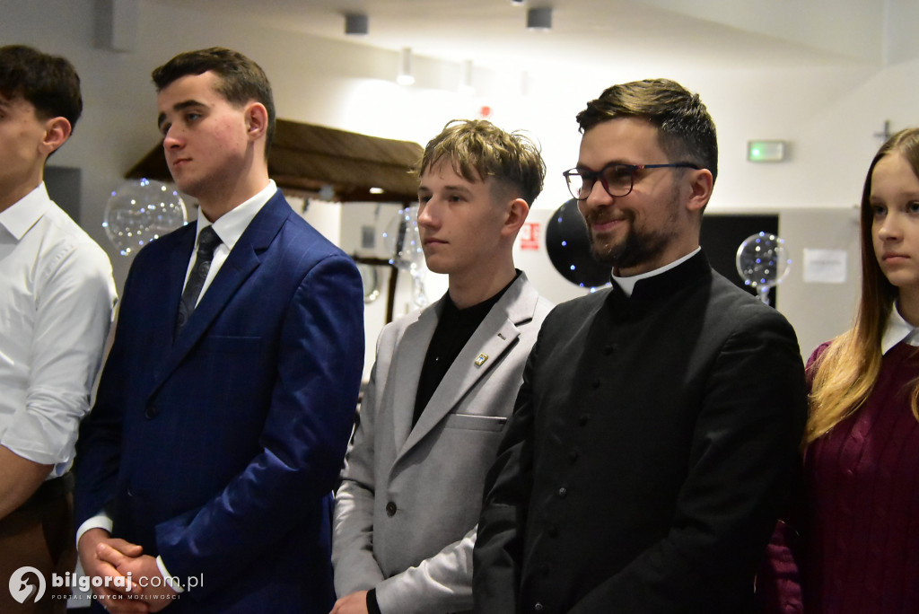 Młodzi sercem u Boga. Diecezjalne spotkanie opłatkowe KSM w Biszczy