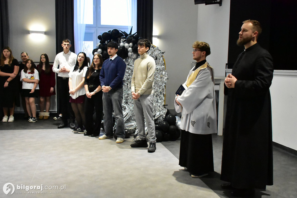 Młodzi sercem u Boga. Diecezjalne spotkanie opłatkowe KSM w Biszczy