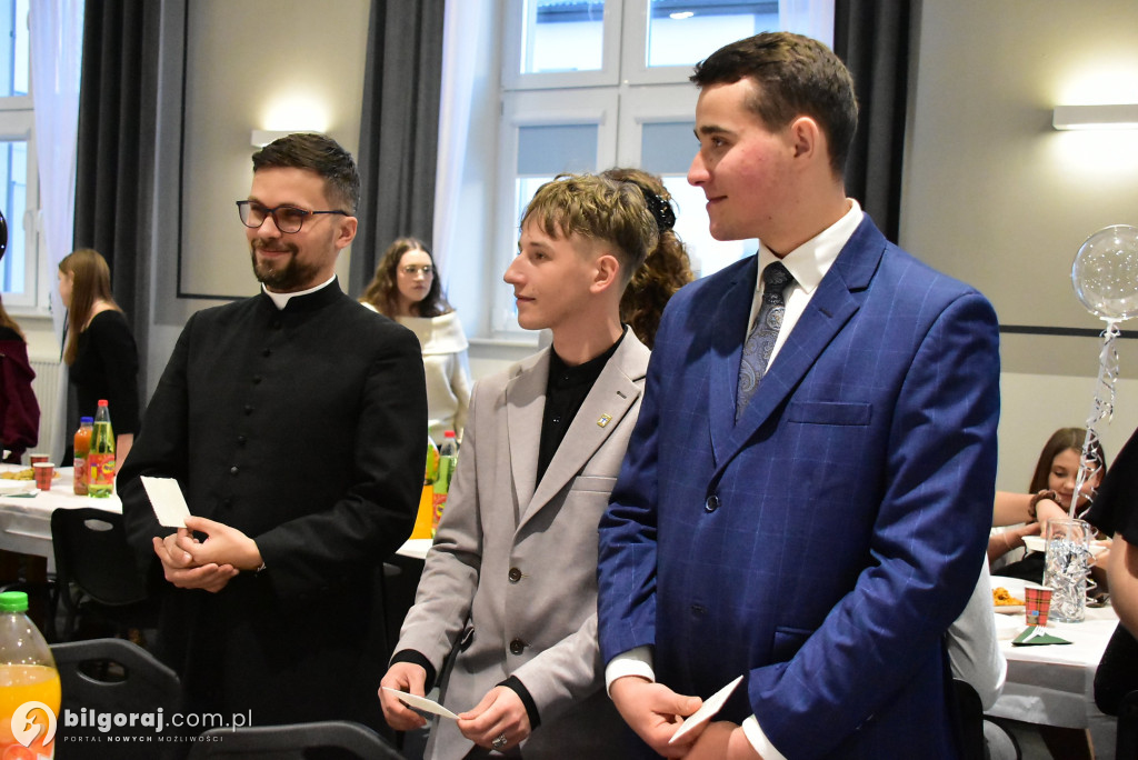 Młodzi sercem u Boga. Diecezjalne spotkanie opłatkowe KSM w Biszczy