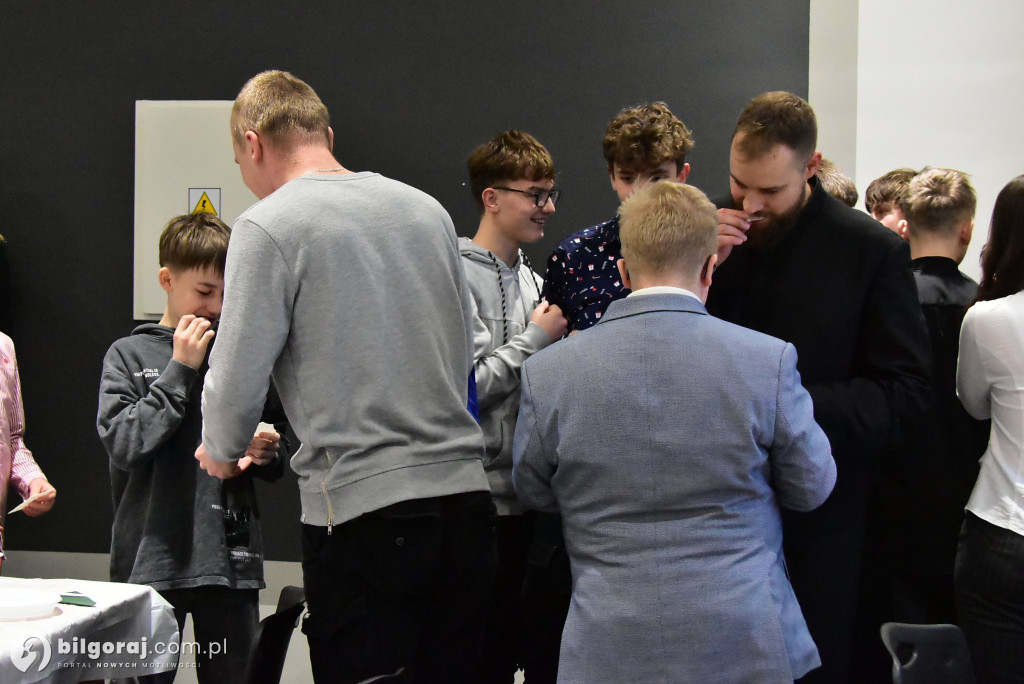 Młodzi sercem u Boga. Diecezjalne spotkanie opłatkowe KSM w Biszczy