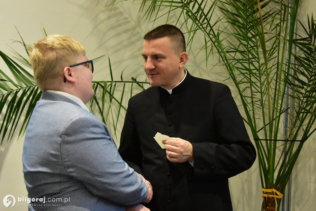Młodzi sercem u Boga. Diecezjalne spotkanie opłatkowe KSM w Biszczy
