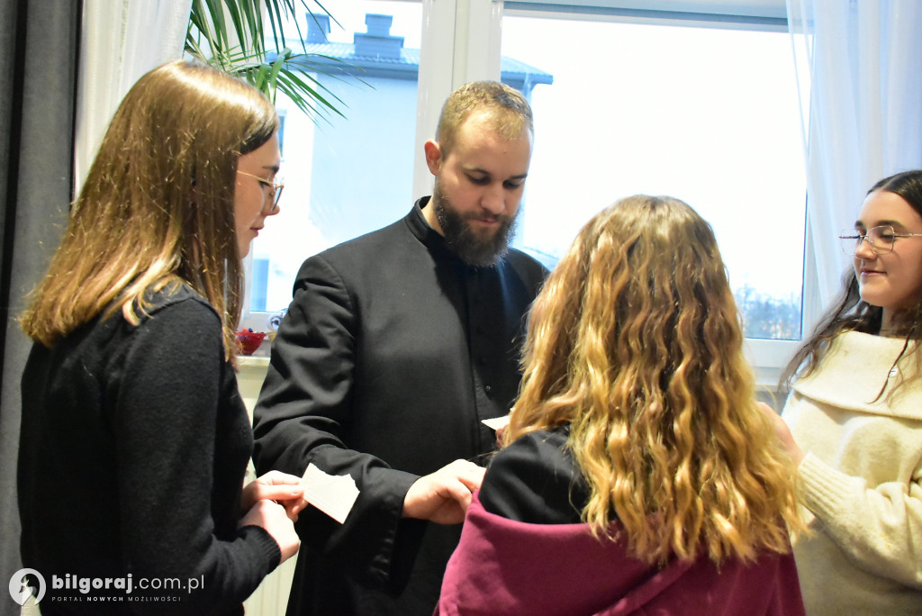 Młodzi sercem u Boga. Diecezjalne spotkanie opłatkowe KSM w Biszczy