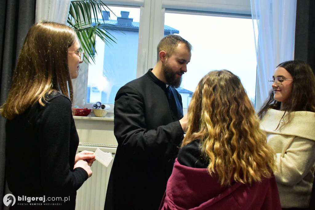 Młodzi sercem u Boga. Diecezjalne spotkanie opłatkowe KSM w Biszczy