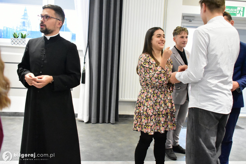 Młodzi sercem u Boga. Diecezjalne spotkanie opłatkowe KSM w Biszczy