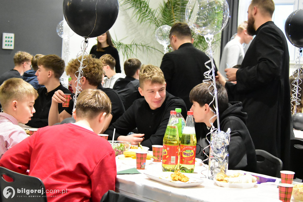 Młodzi sercem u Boga. Diecezjalne spotkanie opłatkowe KSM w Biszczy