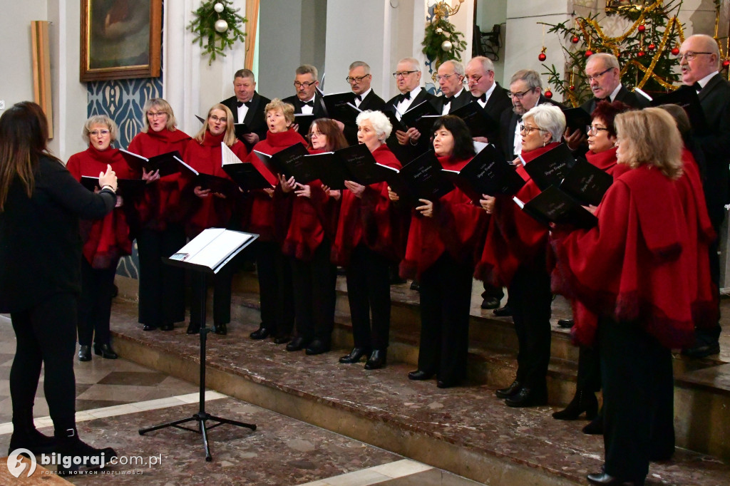 Kolędowanie we frampolskim kościele