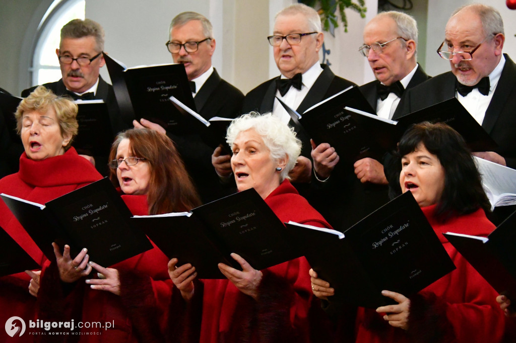 Kolędowanie we frampolskim kościele