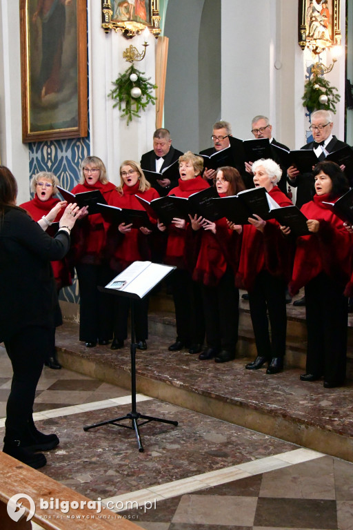 Kolędowanie we frampolskim kościele