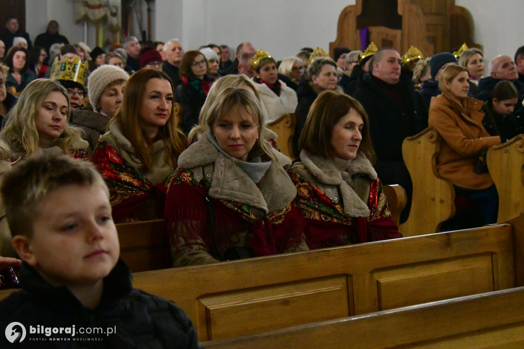 Łukowa połączyła tradycje. Orszak Trzech Króli, dunajowanie i lekcja tożsamości